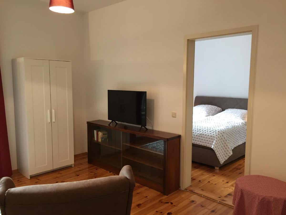 Halle  Ferienwohnung Huttenstrasse Halle מראה חיצוני תמונה