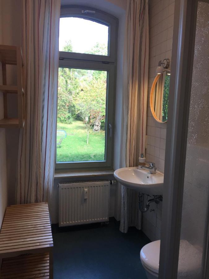 Halle  Ferienwohnung Huttenstrasse Halle מראה חיצוני תמונה